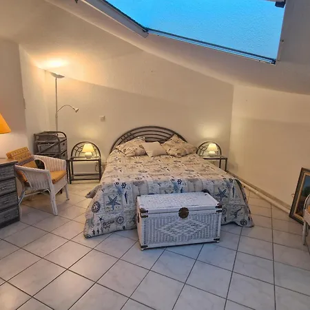 2 Pièces En Mezzanine Avec Parking Privé Résidence Avec Piscine à Proximité Du Centre - Fr-1-780-88 Appartamento *