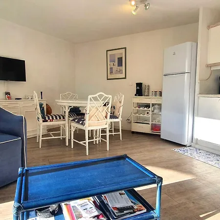 2 Pièces En Mezzanine Avec Parking Privé Résidence Avec Piscine à Proximité Du Centre - Fr-1-780-88 Appartamento *